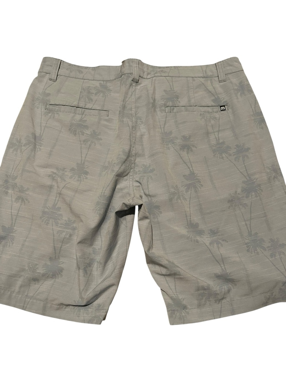 Travis Mathew’s Men's Gray Palm-Print Shorts